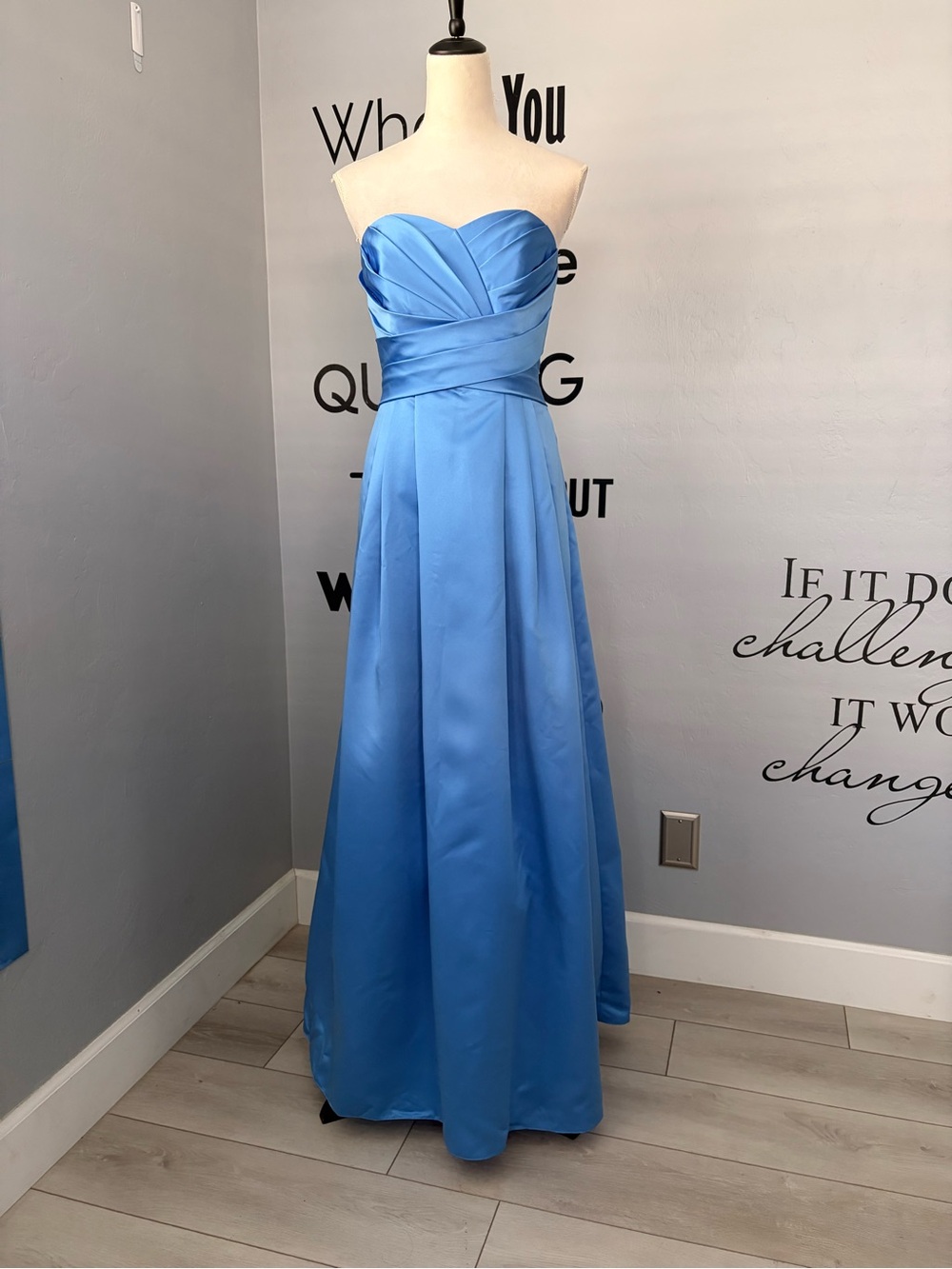 David's Bridal “Cindarella” Strapless Sweetheart Satin Gown Sky Blue Size 8 EUC